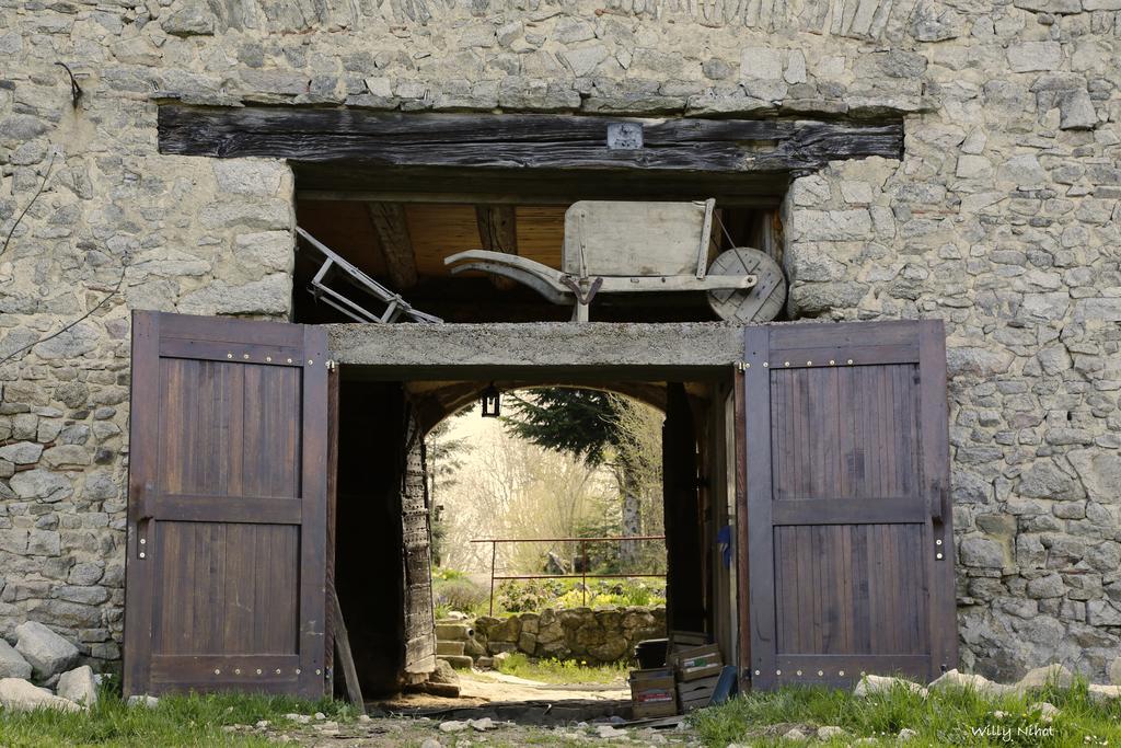 Saint-Germain-l'Herm Domaine Le Sauzet B&B 외부 사진