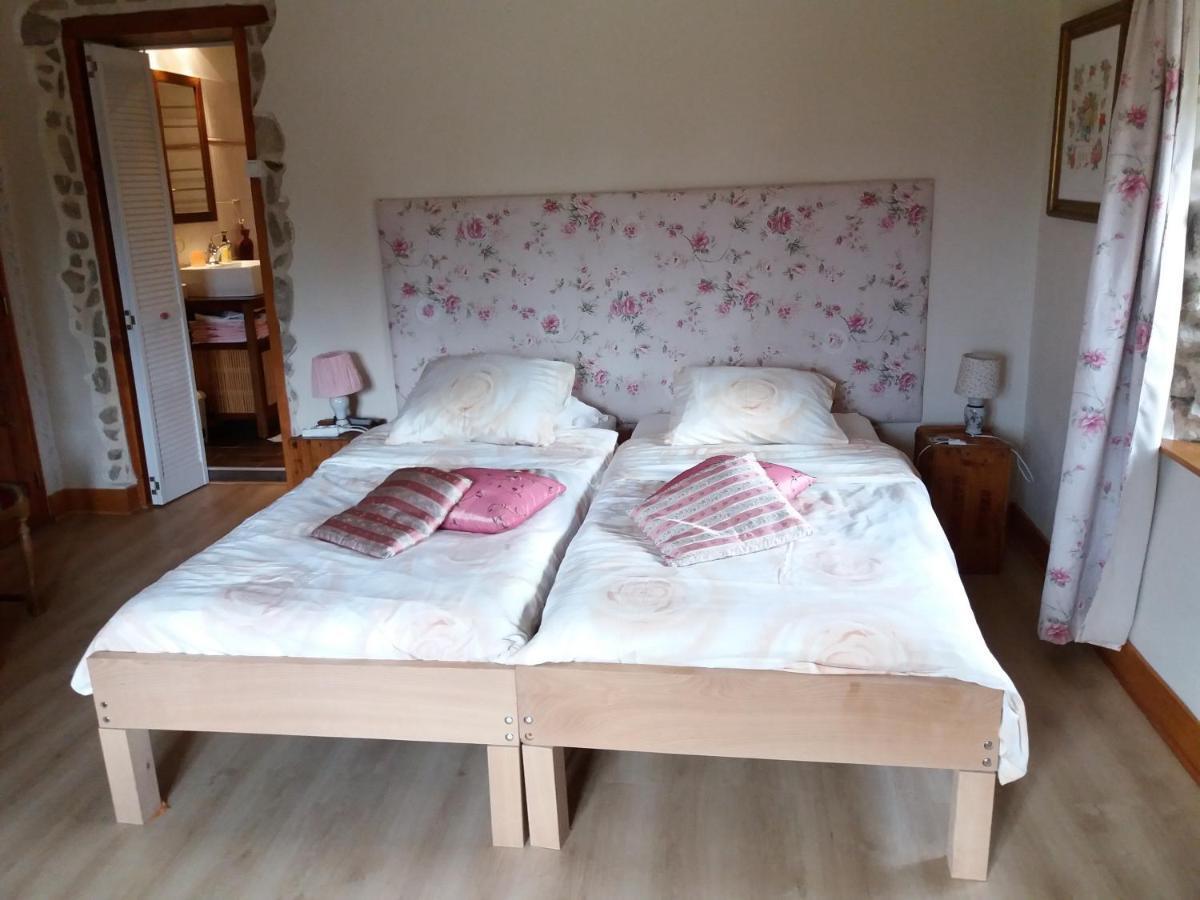 Saint-Germain-l'Herm Domaine Le Sauzet B&B 외부 사진